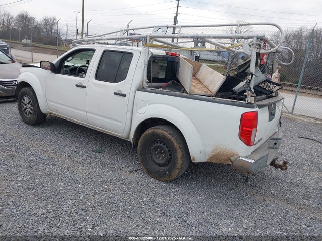 1N6AD0ER3HN701921 Nissan Frontier Desert Runner/s/sl/sv