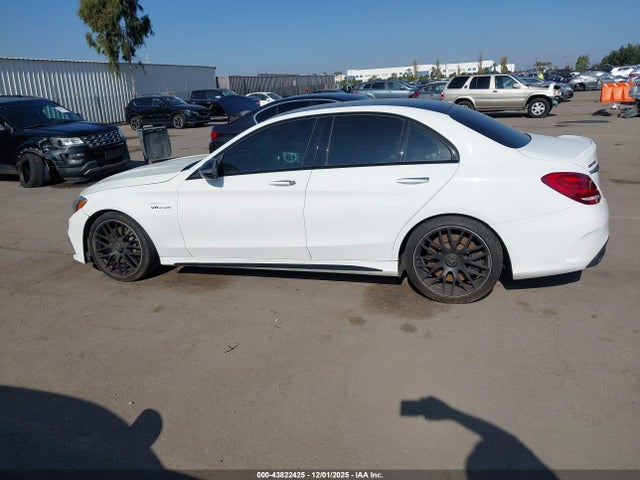 55SWF8GB9HU184803 Mercedes-Benz Amg C 63