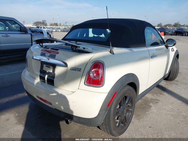 2013 MINI ROADSTER WMWSY1C5XDT625506 Photo 3