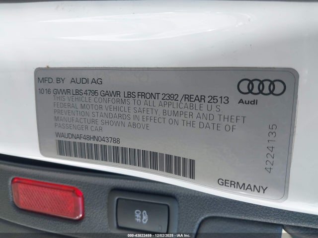 WAUDNAF48HN043788 Audi A4 2.0t Season Of Audi Premium