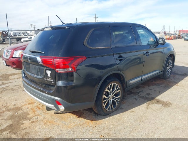 2016 MITSUBISHI OUTLANDER JA4AD3A3XGZ013292 Photo 3