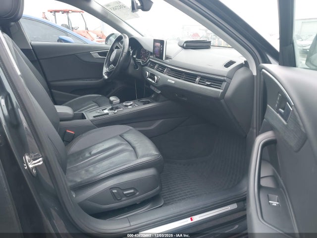 2018 AUDI A4 WAUENAF45JN001492 Photo 4