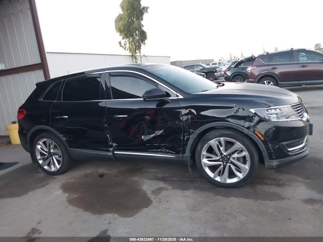 2LMPJ9JP4GBL82652 Lincoln Mkx Black Label