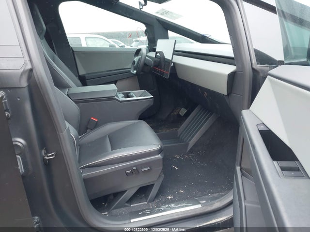 2024 TESLA CYBERTRUCK 7G2CEHED1RA056840 Photo 4
