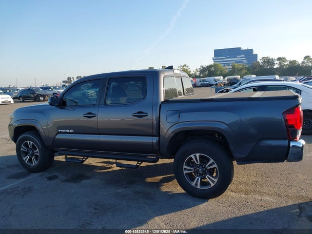 5TFAX5GN3KX138902 Toyota Tacoma Sr5
