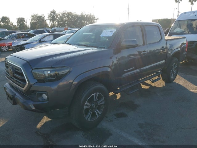 5TFAX5GN3KX138902 Toyota Tacoma Sr5