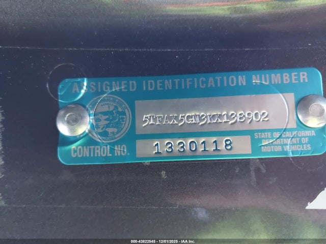 5TFAX5GN3KX138902 Toyota Tacoma Sr5