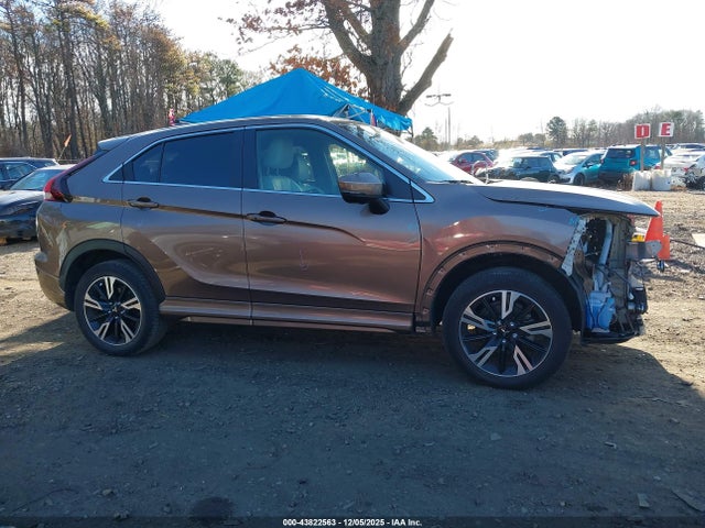 Продаж на аукціоні авто 2023 Mitsubishi Eclipse Cross Sel S-awc, vin: JA4ATWAA8PZ046181, номер лоту: 43822563