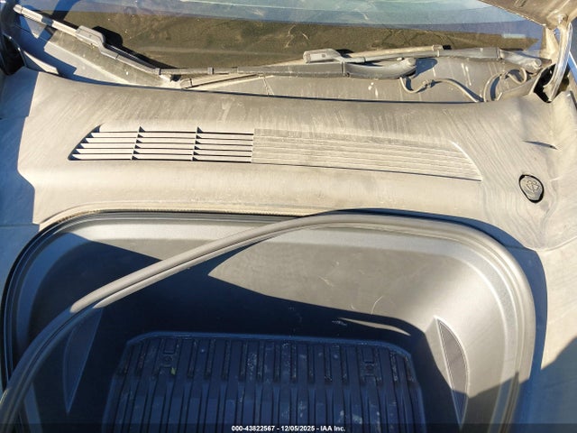 2021 TESLA MODEL Y 5YJYGDEE6MF076775 Photo 9