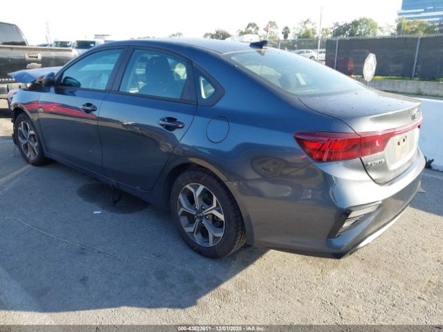 2021 KIA FORTE 3KPF24AD7ME268778 Photo 2