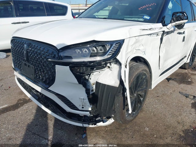 5LM5J7WC0SGL22900 Lincoln Aviator Reserve