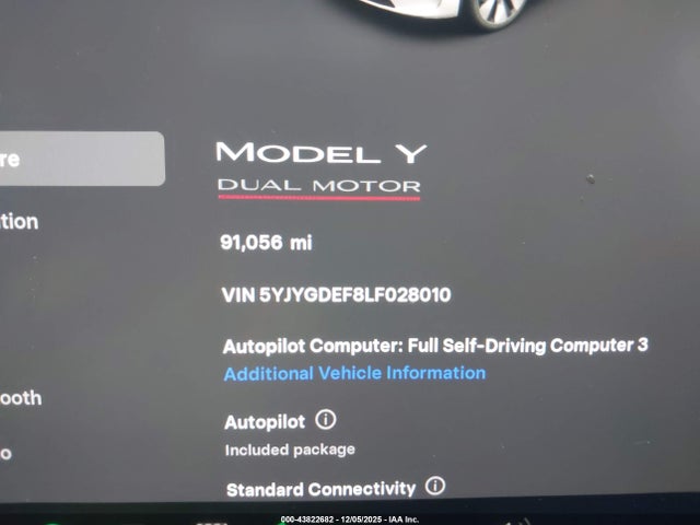 2020 TESLA MODEL Y 5YJYGDEF8LF028010 Photo 8