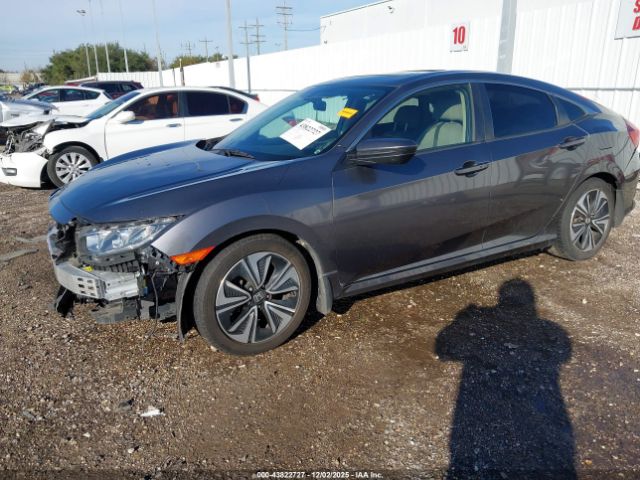 2018 HONDA CIVIC JHMFC1F31JX016014 Photo 1