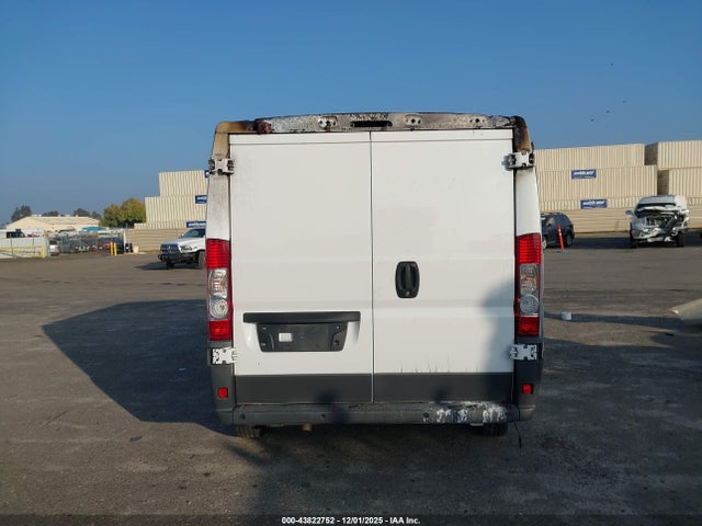 3C6TRVAG6JE159326 RAM Promaster 1500 Low Roof 136 Wb
