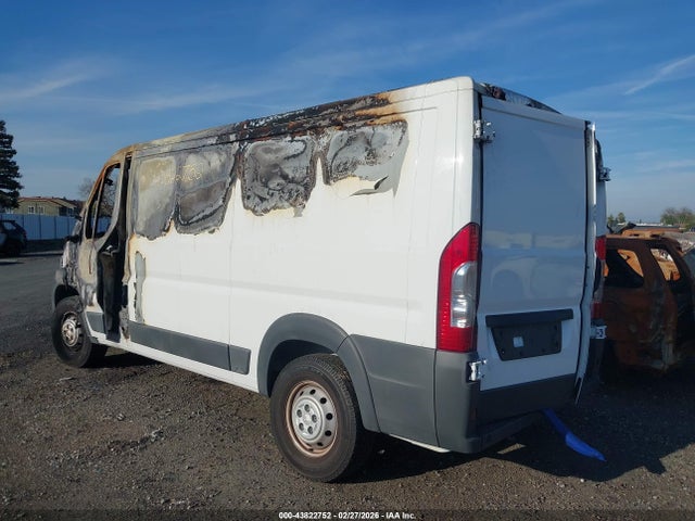 3C6TRVAG6JE159326 RAM Promaster 1500 Low Roof 136 Wb