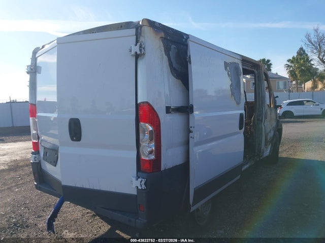 3C6TRVAG6JE159326 RAM Promaster 1500 Low Roof 136 Wb