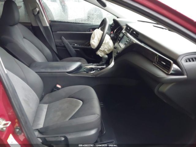 2019 TOYOTA CAMRY 4T1B11HK3KU710583 Photo 4