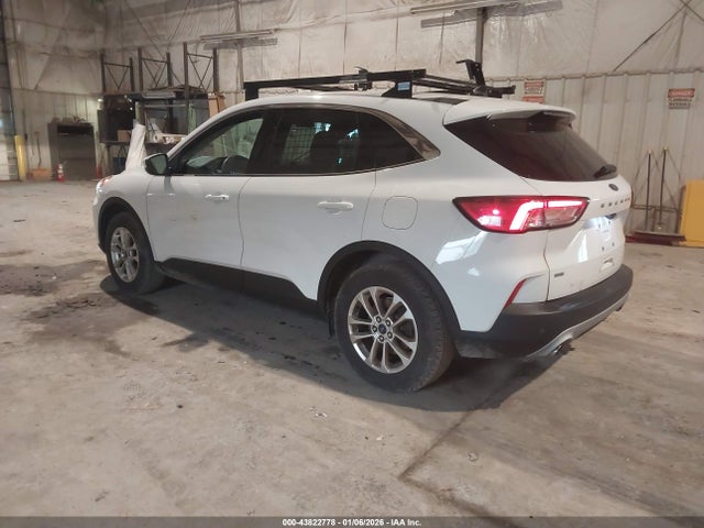 2020 FORD ESCAPE 1FMCU9G64LUB80401 Photo 2