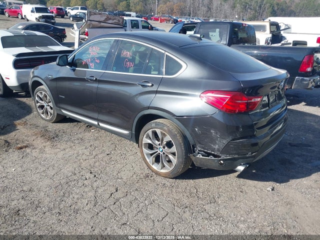 2017 BMW X4 5UXXW3C53H0T77874 Photo 2