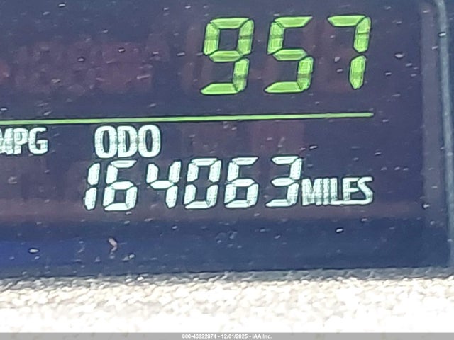 JTDZN3EU5GJ050029 Toyota Prius V Five/four/three/two