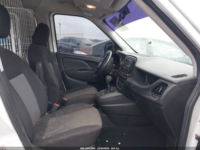 43822905 :رقم المزاد ، ZFBERFAB2H6E31114 vin ، 2017 Ram Promaster City Tradesman مزاد بيع