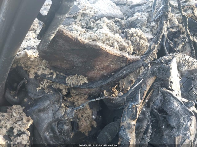 2024 MINI CONVERTIBLE WMW43DL00R3R93021 Photo 6