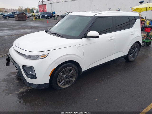 KIA SOUL EX 2022 KNDJ33AU6N7166228 Image 2