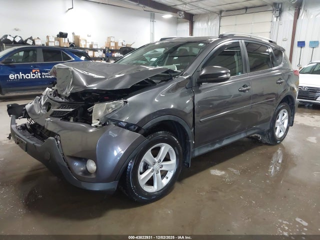 Toyota Rav4 Xle 2014 2T3RFREVXEW172425 Image 2