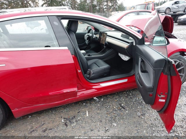 2018 TESLA MODEL 3 5YJ3E1EA6JF031634 Photo 4