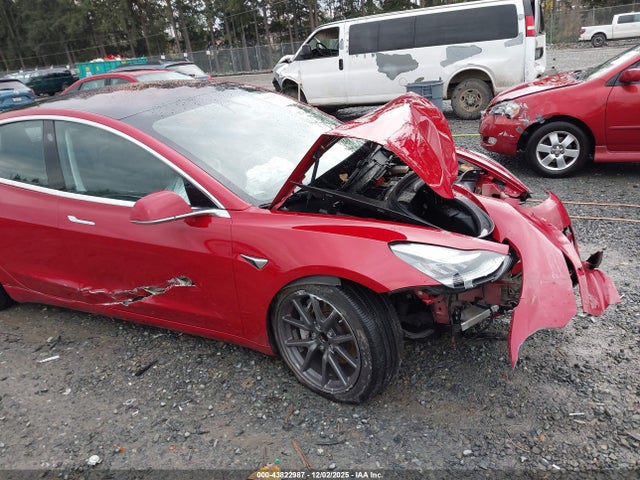2018 TESLA MODEL 3 5YJ3E1EA6JF031634 Photo 5