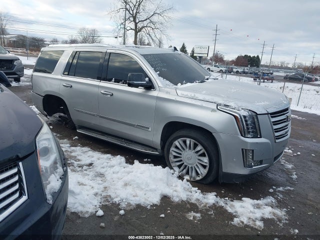 2015 CADILLAC ESCALADE 1GYS4BKJ9FR151352 Photo 0