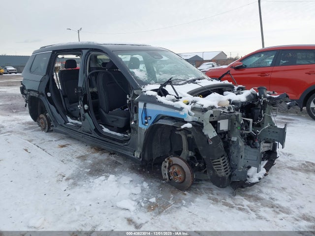 2024 Jeep Grand Cherokee L Laredo 4x4 მანქანა იყიდება აუქციონზე, vin: 1C4RJKAG1R8947509, აუქციონის ნომერი: 43823014