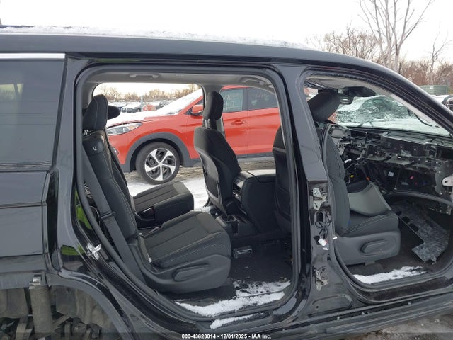 2024 Jeep Grand Cherokee L Laredo 4x4 მანქანა იყიდება აუქციონზე, vin: 1C4RJKAG1R8947509, აუქციონის ნომერი: 43823014