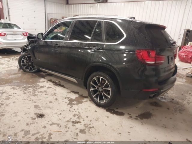 2017 BMW X5 5UXKR0C31H0V79370 Photo 2