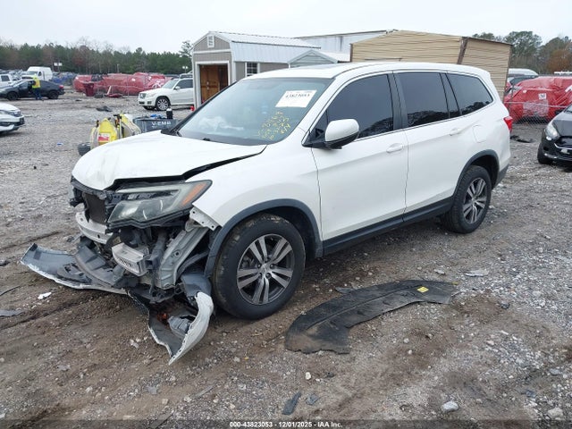 Honda j35y6 2017 5FNYF5H53HB018469 Image 2