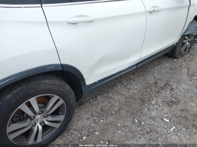 Honda j35y6 2017 5FNYF5H53HB018469 Image 6
