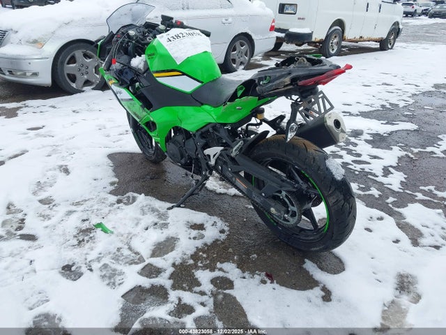 2025 KAWASAKI EX500 ML5EXGH10SDA60506 Photo 2