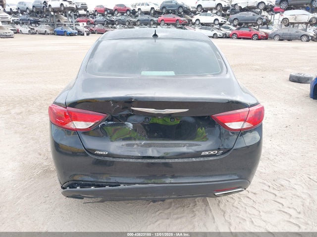 2015 Chrysler 200 S მანქანა იყიდება აუქციონზე, vin: 1C3CCCDG0FN627911, აუქციონის ნომერი: 43823185