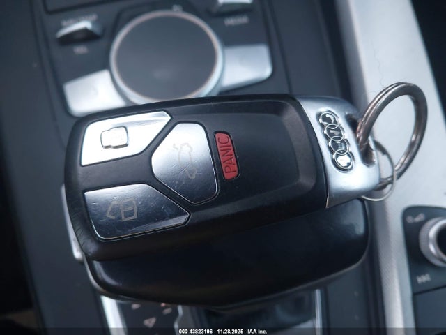 2017 AUDI A4 WAUANAF4XHN016725 Photo 10