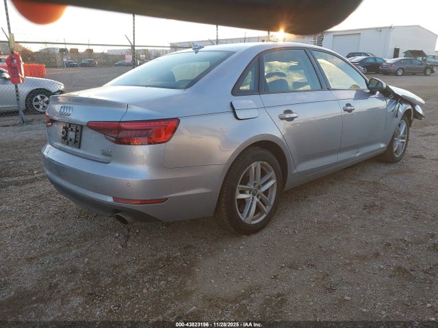 2017 AUDI A4 WAUANAF4XHN016725 Photo 3