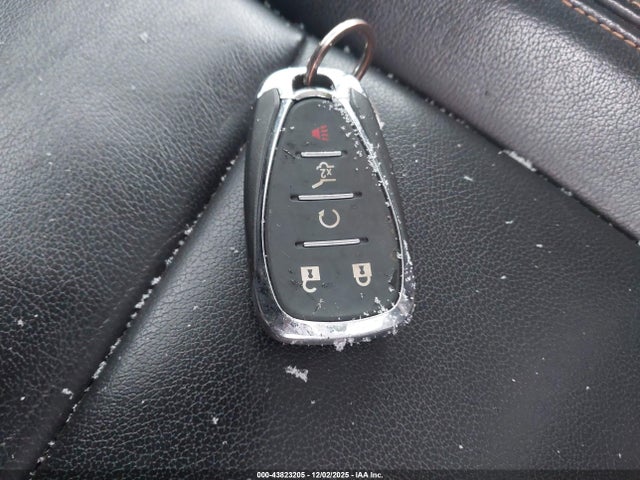 1GNEVHKW8KJ255524 Chevrolet Traverse 3lt