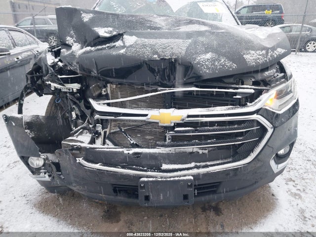 1GNEVHKW8KJ255524 Chevrolet Traverse 3lt