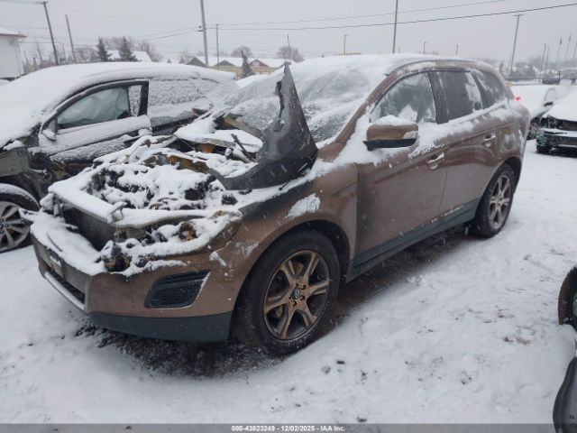 2011 VOLVO XC60 YV4902DZ7B2152194 Photo 1