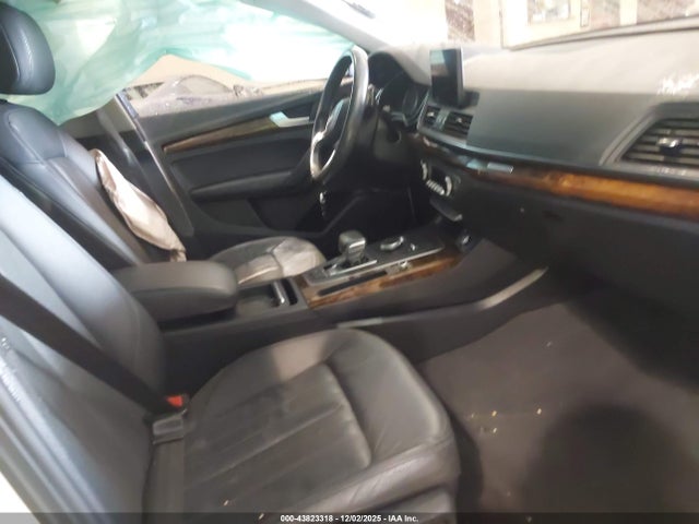 2018 AUDI Q5 WA1ANAFY2J2094360 Photo 4