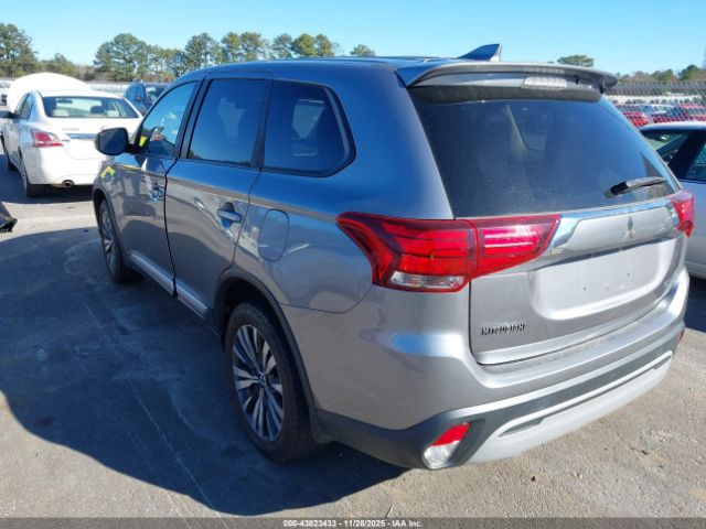 2019 MITSUBISHI OUTLANDER JA4AZ3A33KZ003312 Photo 2