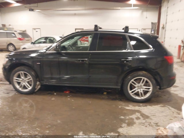 2015 AUDI Q5 WA1DGAFP9FA046852 Photo 2
