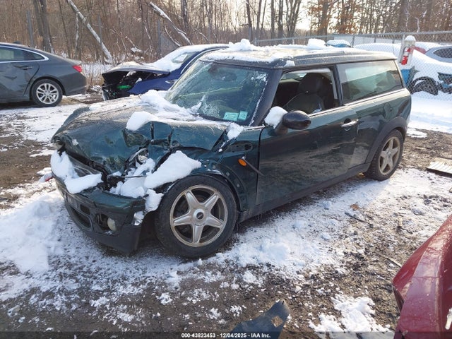 2008 MINI COOPER CLUBMAN WMWML335X8TJ46155 Photo 1