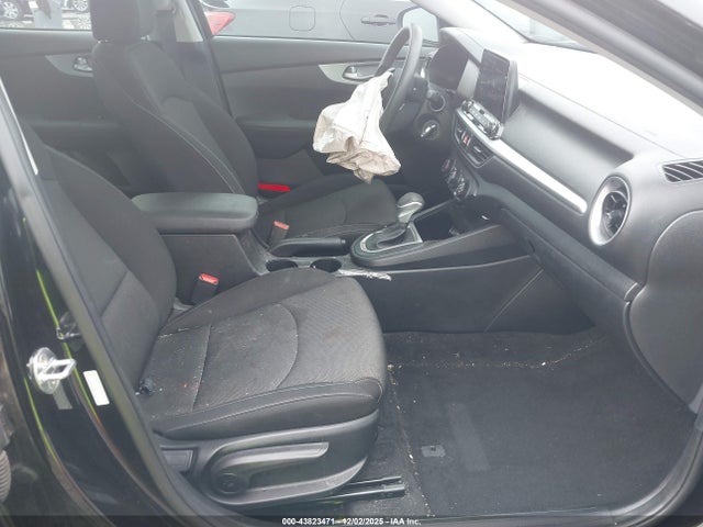 2023 KIA FORTE 3KPF24AD3PE537668 Photo 4