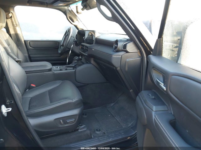 2024 TOYOTA LAND CRUISER JTEABFAJ4R5000202 Photo 4