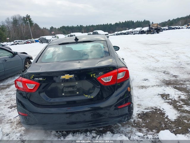 1G1BE5SM2H7144488 Chevrolet Cruze Lt Auto